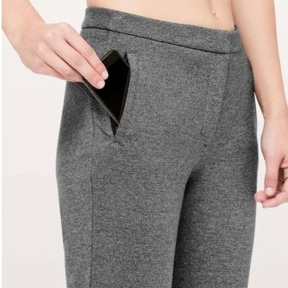 Lululemon On The Move Pant 2 Grey Ponte Stretch Workwear Travel Business Casual - Picture 2 of 15